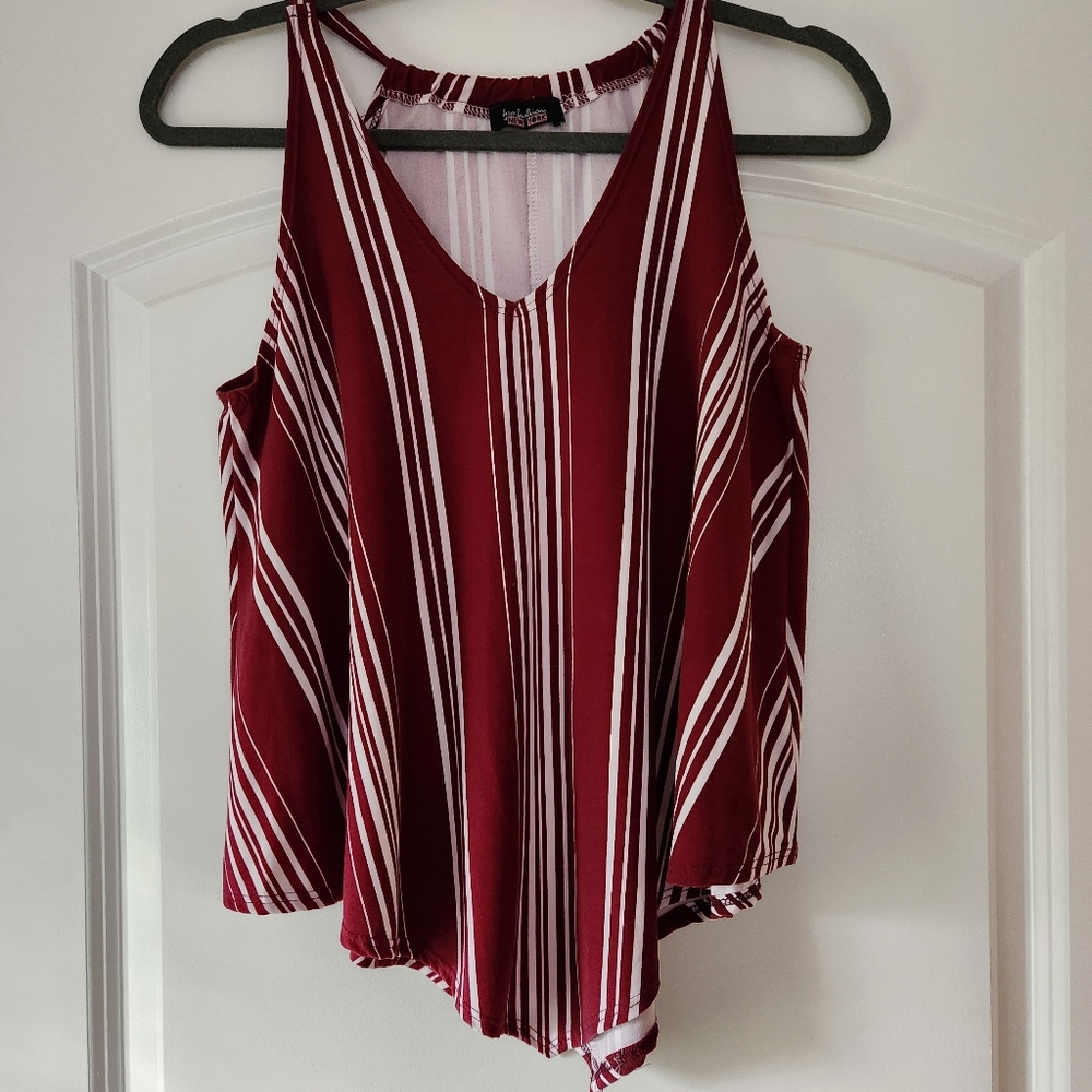 TOP FASHION OF NEW YORK RED WHITE STRIPE TOP SIZE M